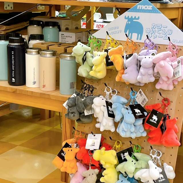 moz sweden（モズ スウェーデン）の画像